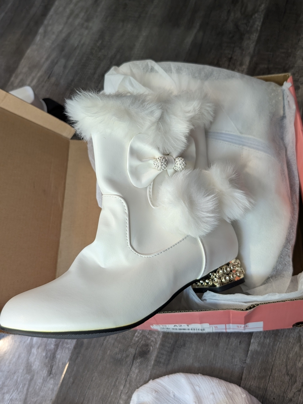 SHEIN White Faux-Fur Bow Ankle Boots with Embellished Heel